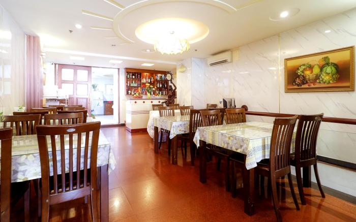 Kim Dung Hotel Tran Quang Khai