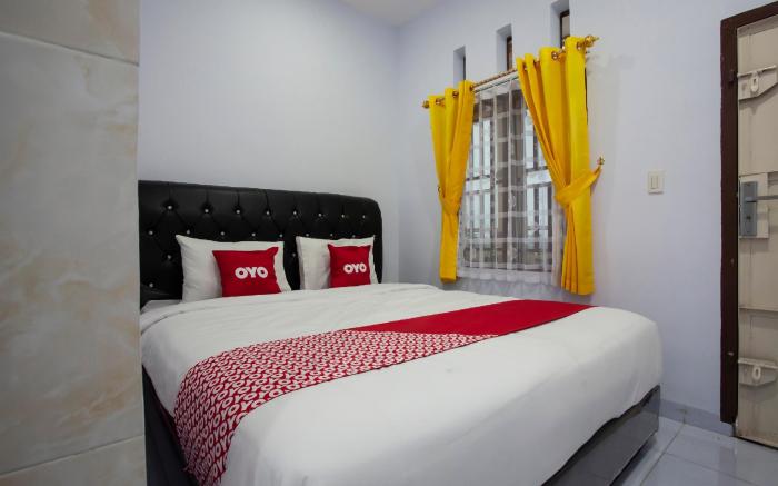 OYO 2057 Hotel Kharisma