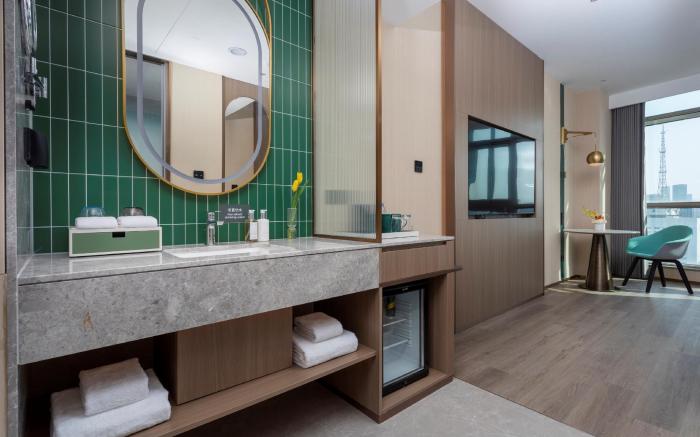 Holiday Inn Shanghai Jing'an By IHG