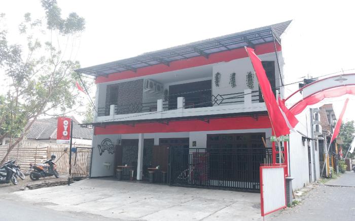 OYO 1380 Velodrome Family House Syariah
