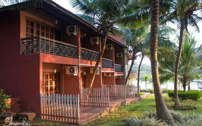 Shantai by The Lake - Guhagar