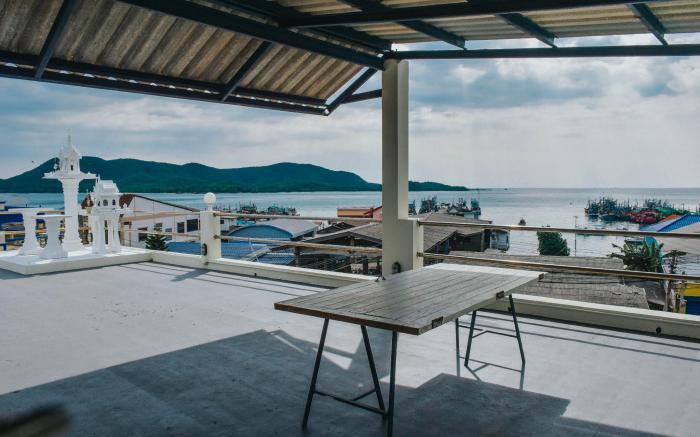 Lhong Lay House