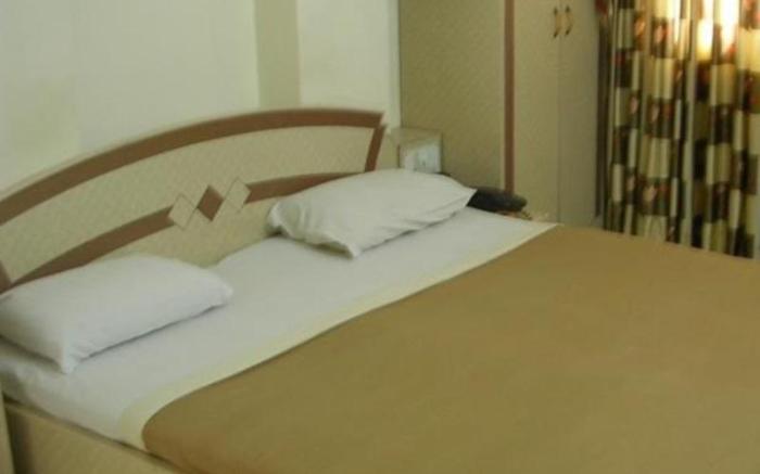 Hotel Woodland