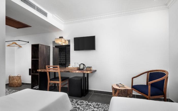 Pacific Hotel