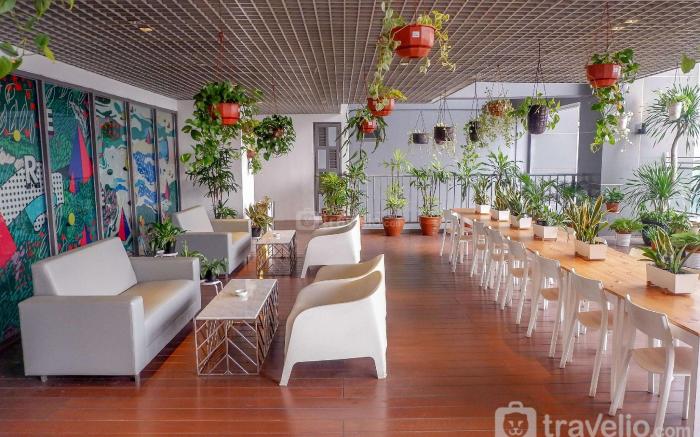 Relaxing 2BR Pancoran L'Avenue Apt By Travelio