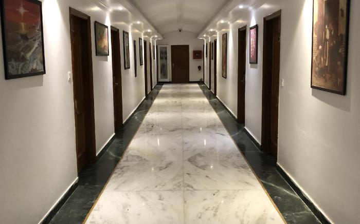 Hotel Lawrence