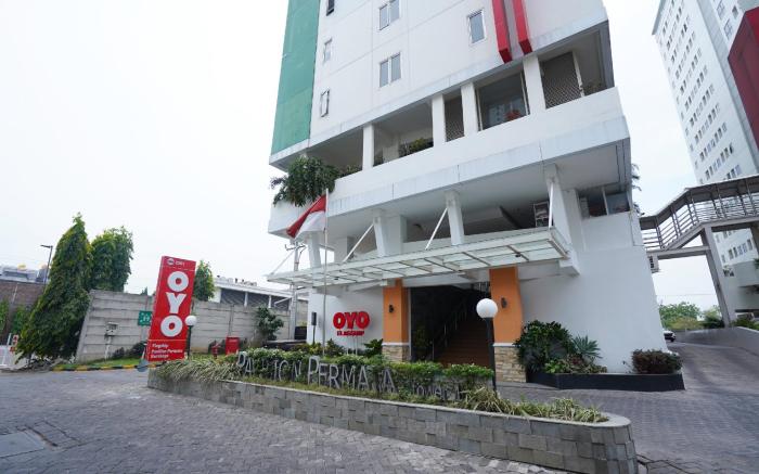 Super OYO Capital O 91962 Pavilion Permata Surabaya