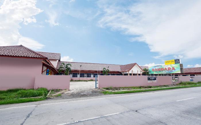 SPOT ON 2289 Hotel Saudara
