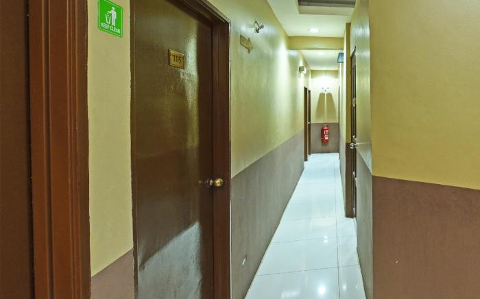 OYO 89656 Melati Hotel Nilai