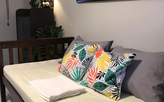 Cozy And Clean Condo near Enchanted Kingdom.