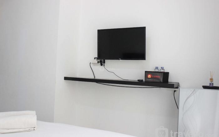 Simply Studio at Grand Asia Afrika Apt By Travelio