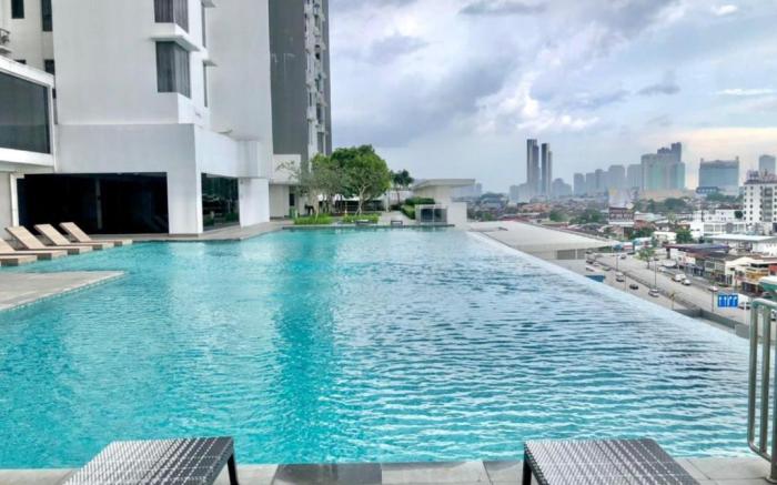 Southkey Mid Valley Netflix 1Tebrau Studio Room 12