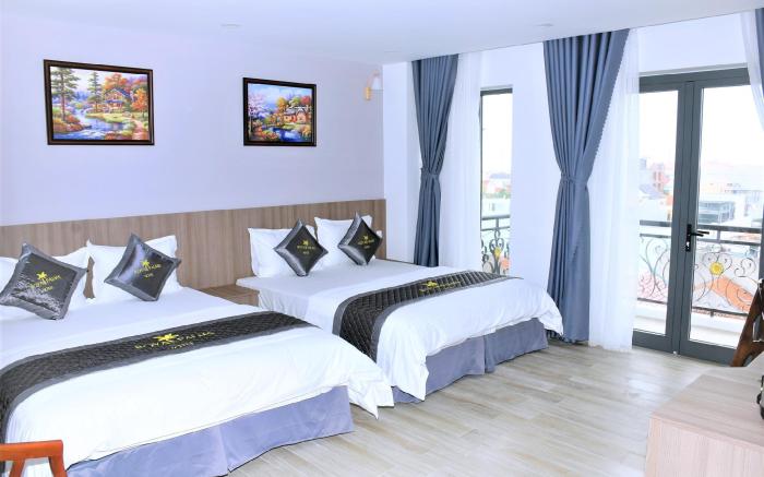 Royal Palms Hotel
