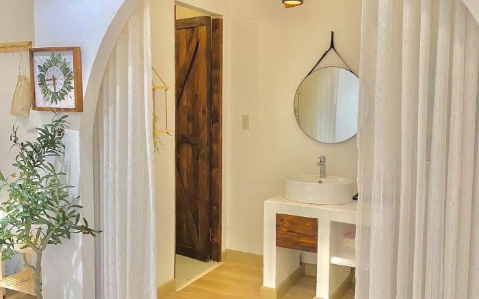 LASAOMA HOMESTAY / QUEEN BED / PET FRIENDLY