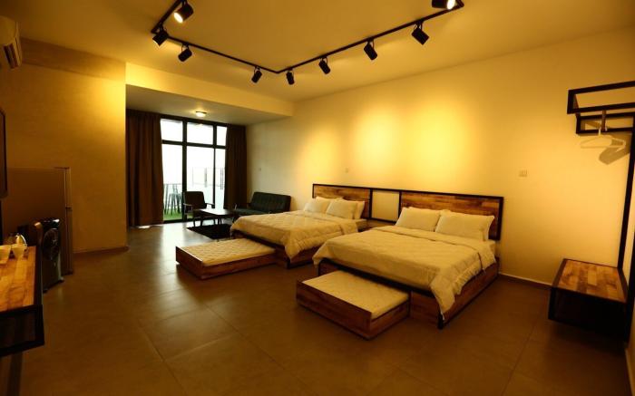 H BY NOBITA HOMESTAY- BALCONY