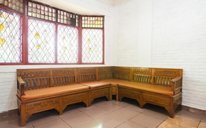 RedDoorz near Universitas Pamulang