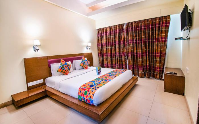 Hotel Sadanand Regency                                                                          
