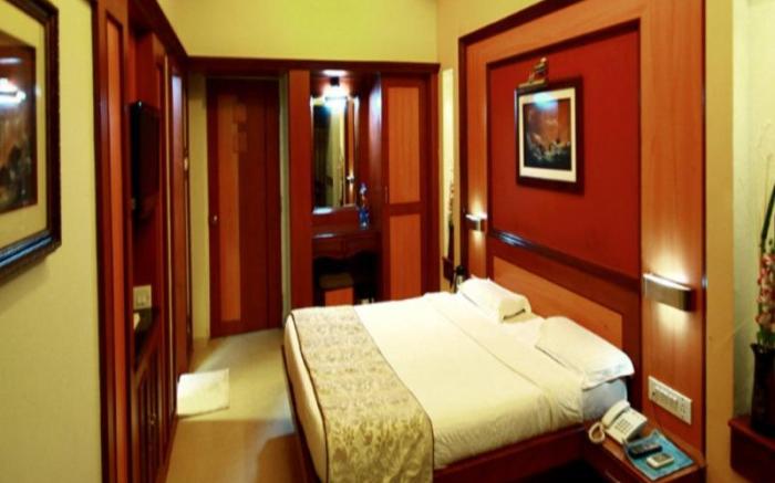 Hotel Holiday Resort