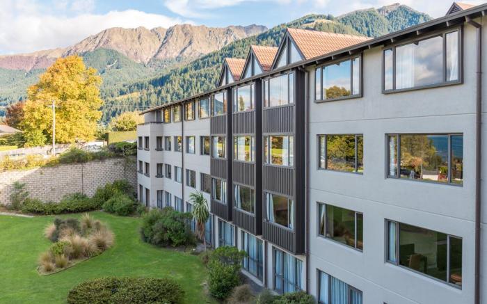 Copthorne Hotel and Resort Queenstown Lakefront