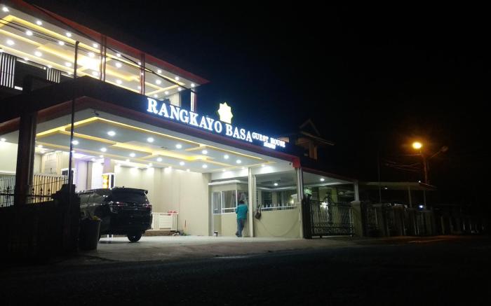 Rangkayo Basa GuestHouse Syariah