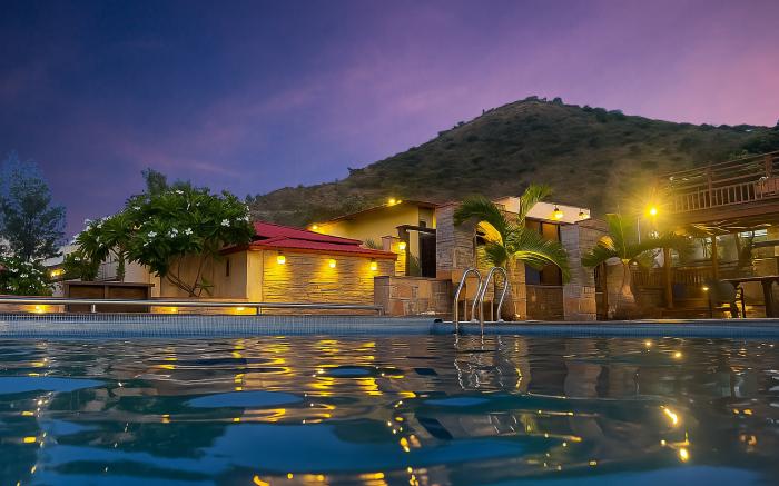 Vijaygarh Resort & Cottages with Private Pool