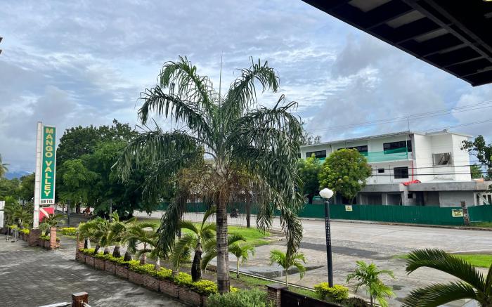 Mango Valley Hotel
