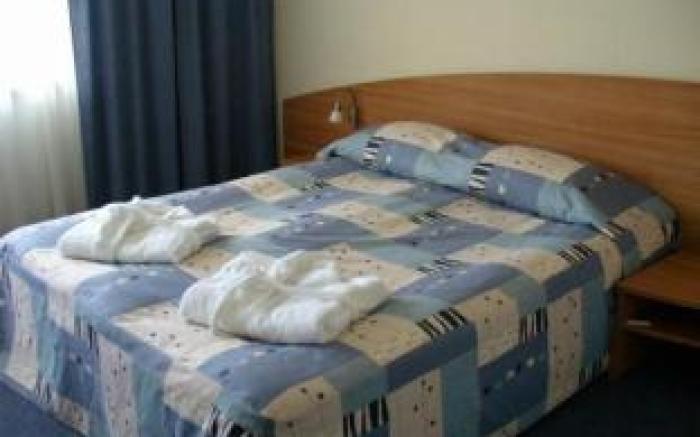 Triada Hotel