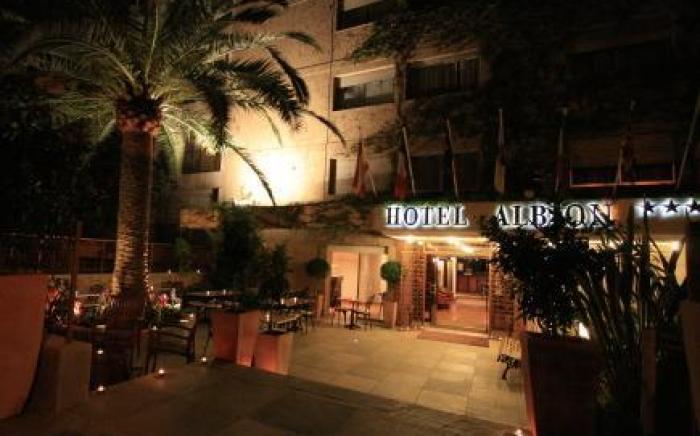 Hotel Albion