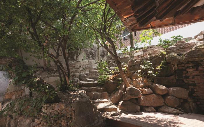Side Hanok Guesthouse