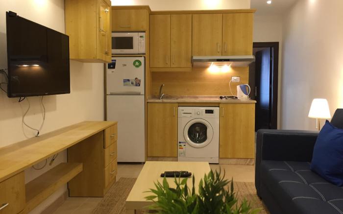 The royal Luxury Apartments & studios