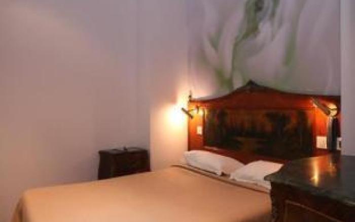 Arnaud Bernard Hotel