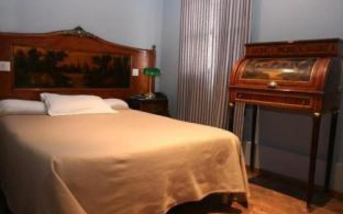 Arnaud Bernard Hotel