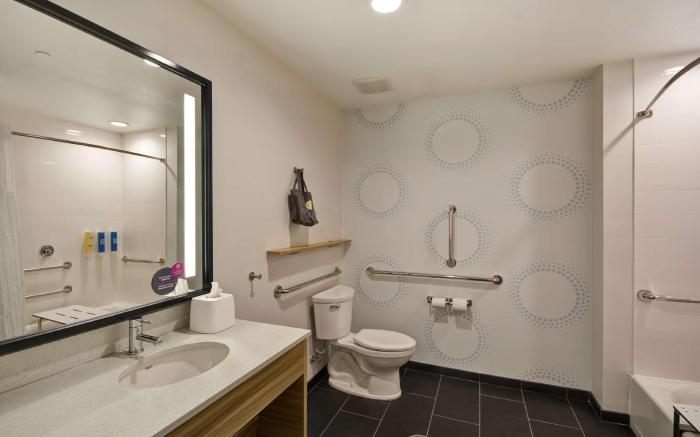 Tru by Hilton Winchester