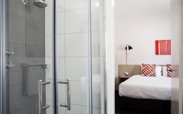 Villawood Hotel
