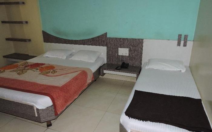 Hotel Sai Tulsi