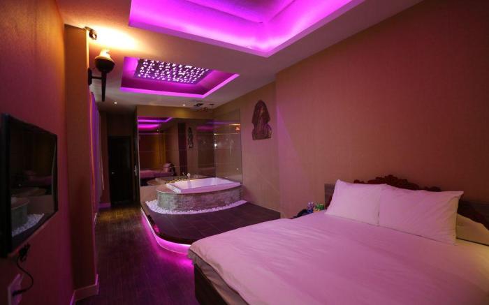 Bonita Grand Hotel