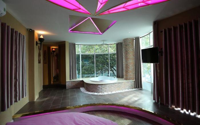 Bonita Grand Hotel