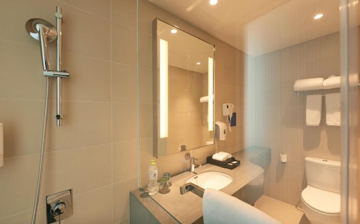 Holiday Inn Express : Chengdu Huanhuaxi By IHG