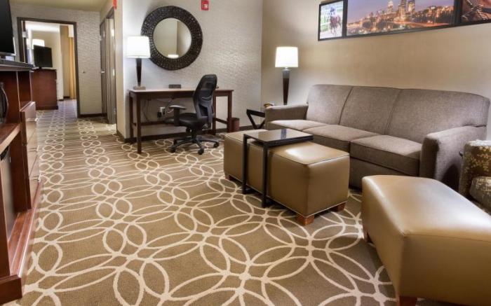 Drury Inn & Suites Louisville North