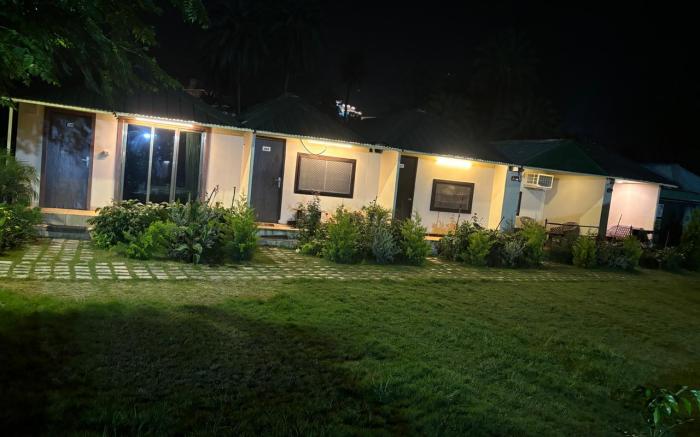 Royal Garden Retreat Resort & Swimming pool