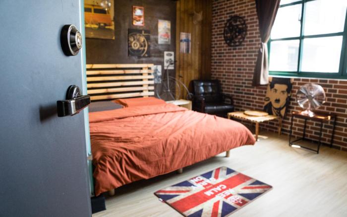 London Style Baker Street Inn