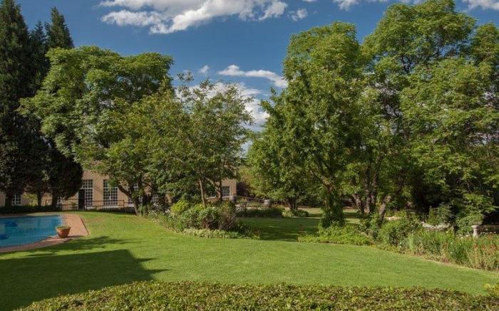 Chartwell Castle & Guest House