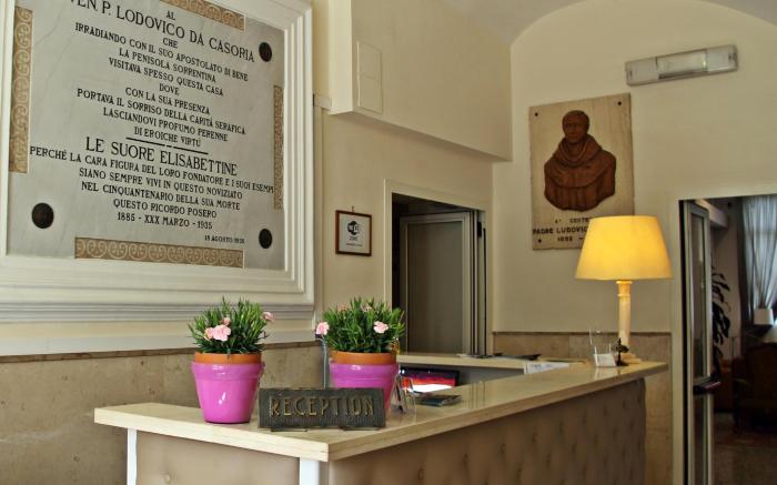 Sisters' Hotel