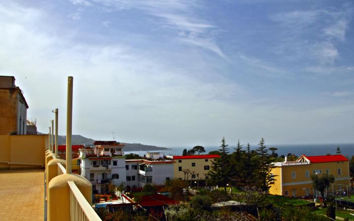 Sisters' Hotel