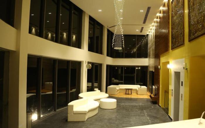 Woodcreek Resort And Spa