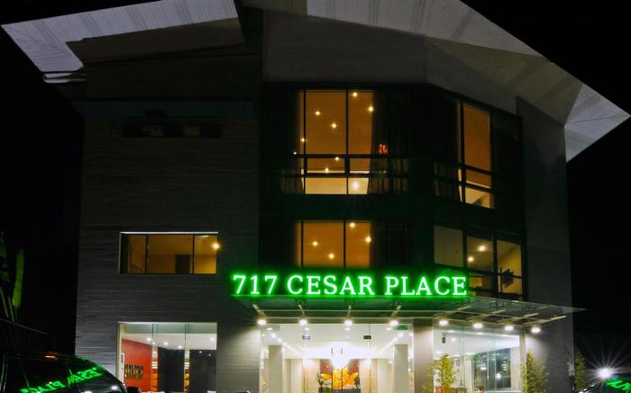 717 Cesar Place Hotel