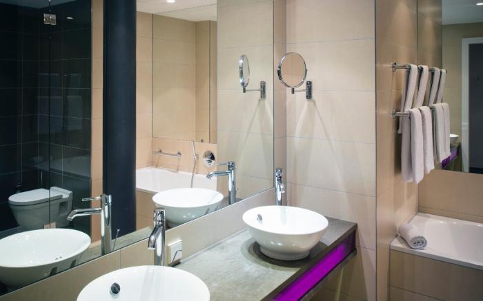 Vienna House by Wyndham Andel's Lodz