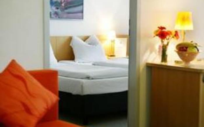 Ariva Boardinghouse Platanenhof