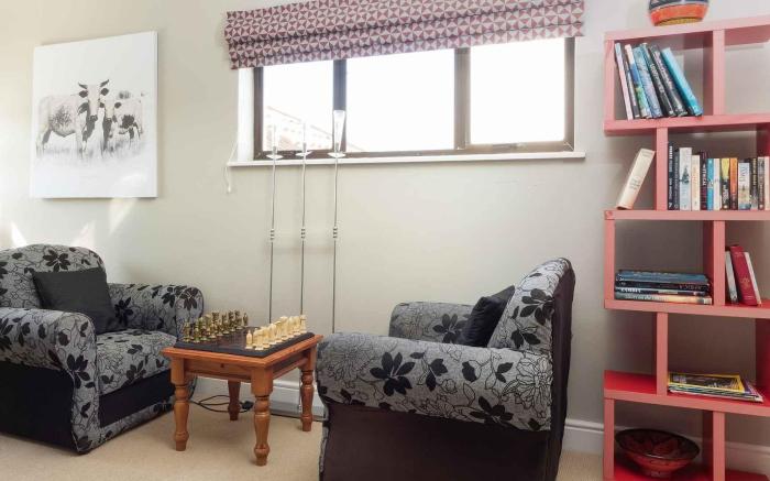 Fly me to the moon guest house