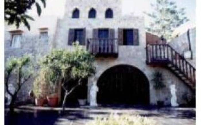 S.Nikolis' Historic Boutique Hotel